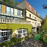 Restaurant Plaisance-piscine Couverte Et Chauffee- Proche Sarlat- ヴィトラック