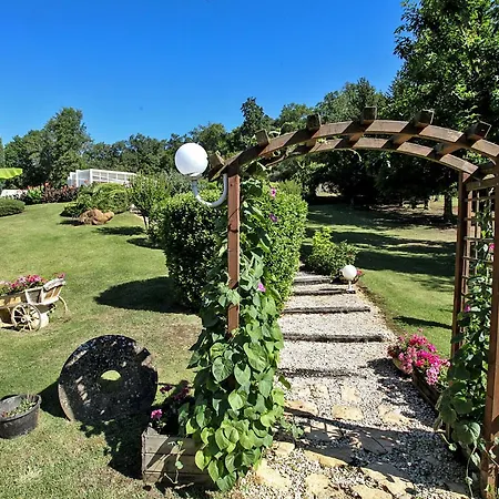 Hotel Restaurant Plaisance-piscine Couverte Et Chauffee- Proche Sarlat-